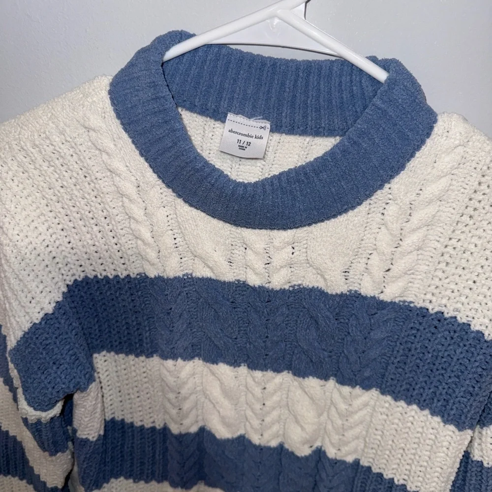 Abercrombie Kids Blue and White Cable Knit Sweater